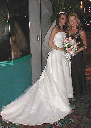 Design Wedding Dress Online on My Wedding Dress   Rate My Dress   Dress Photos To Vote On